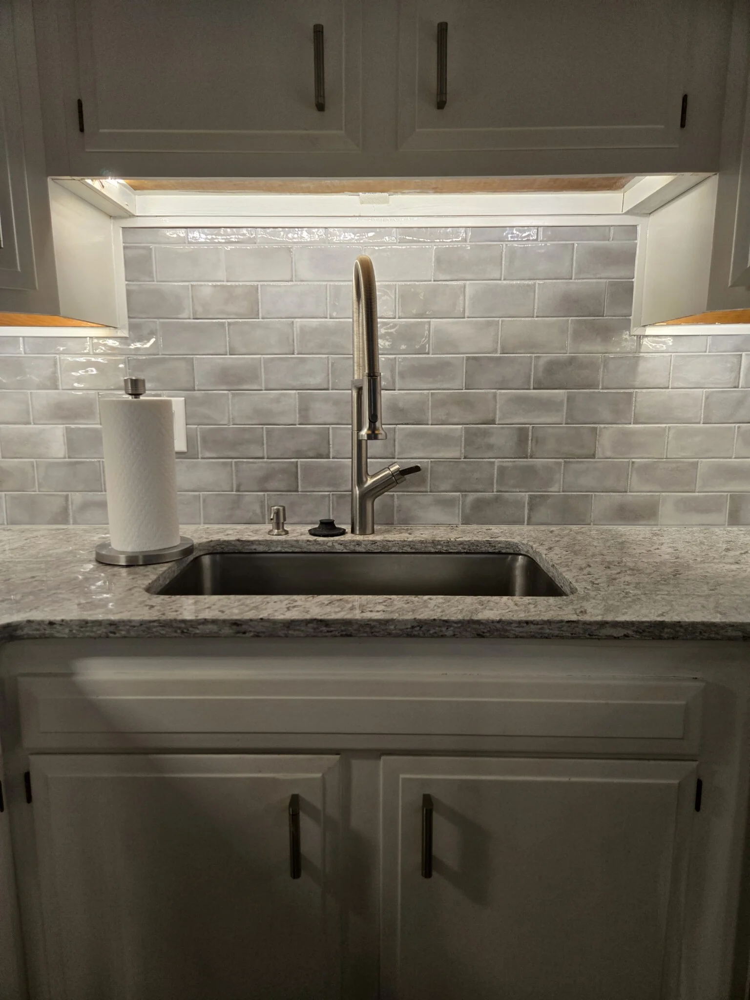 2 bed, 1 bath apartment for rent at 31 Hamlin Ln Unit B24, Needham — photo 4 of 26