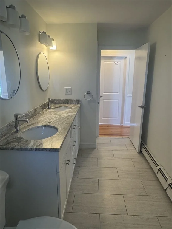4 bed, 2 bath apartment for rent at 31 Hampton Cir Unit 1, Hull — photo 13 of 18