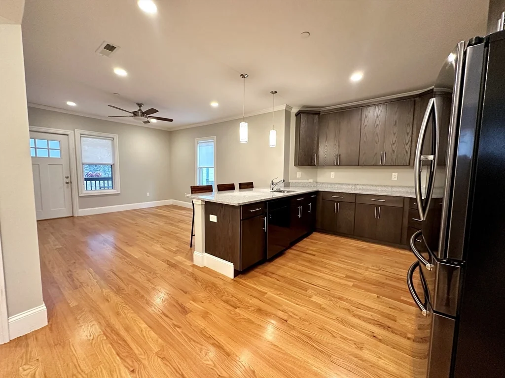 2 bed, 1 bath apartment for rent at 31 Hancock St Unit 2, Spring Hill — photo 1 of 13