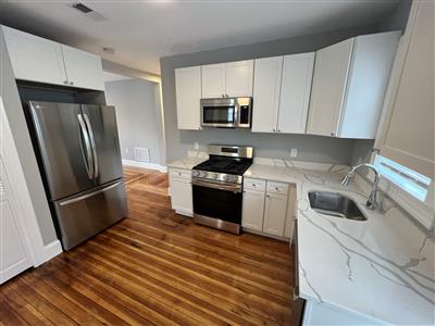 4 bed, 2 bath apartment for rent at 31 Hancock St Unit 3, Spring Hill