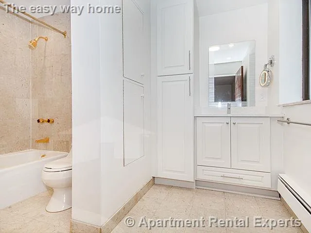 1 bed, 1 bath apartment for rent at 31 Harris St Unit 702, Other — photo 12 of 25