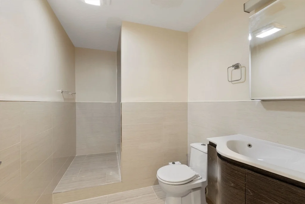 4 bed, 3 bath apartment for rent at 31 Harris Unit 1, Cambridge — photo 14 of 18