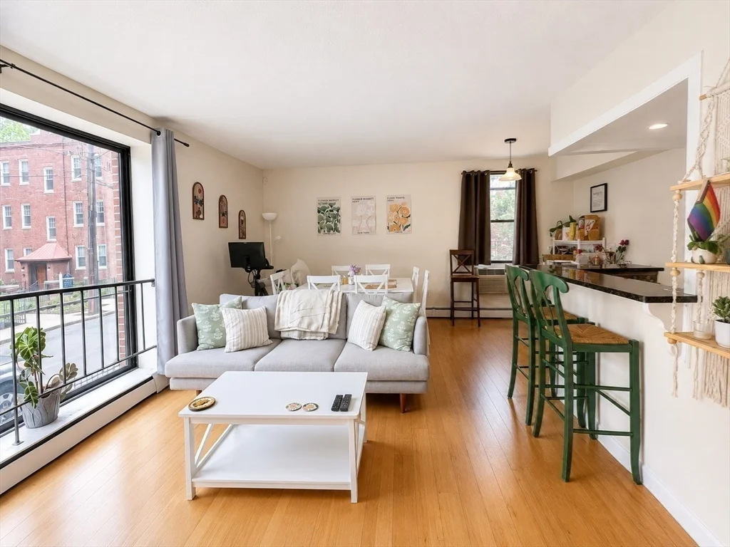2 bed, 2 bath apartment for rent at 31 Harris Unit 102, Coolidge Corner