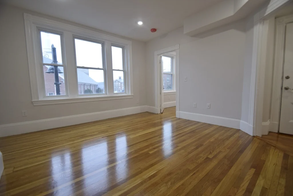 4 bed, 2 bath apartment for rent at 31 Harvard St Unit 2, Coolidge Corner — photo 3 of 16