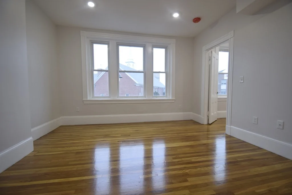 4 bed, 2 bath apartment for rent at 31 Harvard St Unit 2, Coolidge Corner — photo 6 of 16