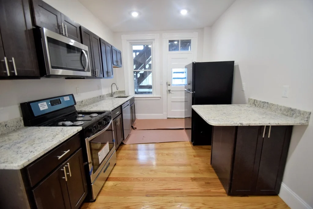 4 bed, 2 bath apartment for rent at 31 Harvard St Unit 2, Coolidge Corner