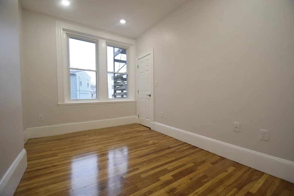 4 bed, 2 bath apartment for rent at 31 Harvard St Unit 2, Coolidge Corner — photo 7 of 16
