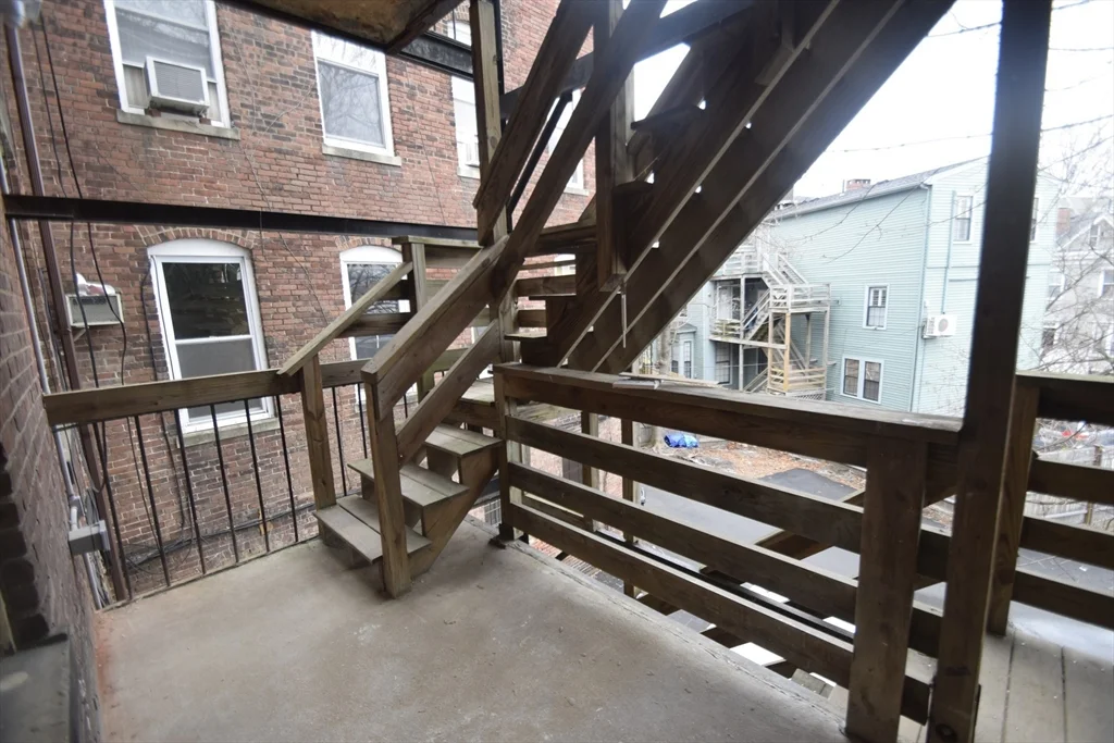 4 bed, 2 bath apartment for rent at 31 Harvard St Unit 2, Coolidge Corner — photo 15 of 16