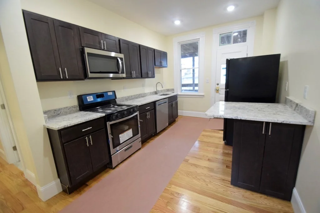 4 bed, 2 bath apartment for rent at 31 Harvard St Unit 3, Brookline — photo 1 of 14