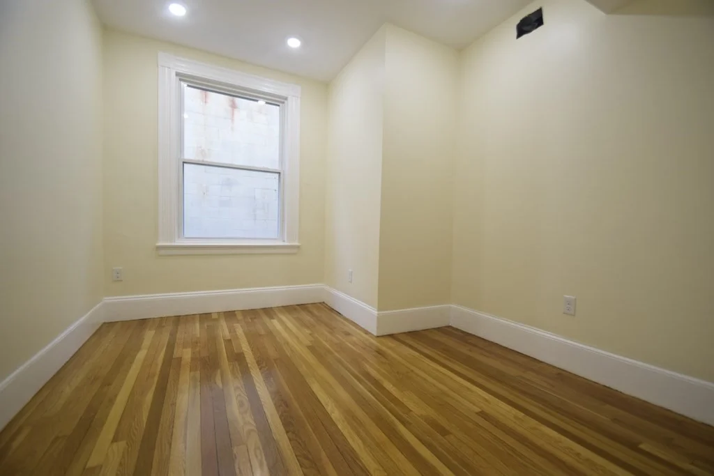 4 bed, 2 bath apartment for rent at 31 Harvard St Unit 3, Brookline — photo 11 of 14
