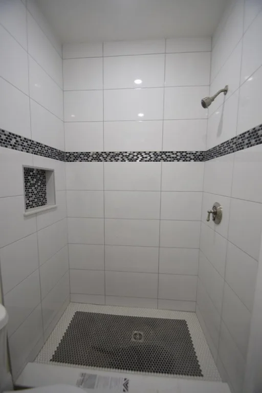 4 bed, 2 bath apartment for rent at 31 Harvard St Unit 3, Brookline — photo 8 of 14