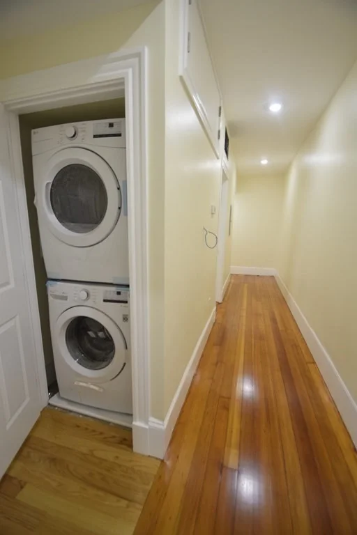 4 bed, 2 bath apartment for rent at 31 Harvard St Unit 3, Brookline — photo 10 of 14