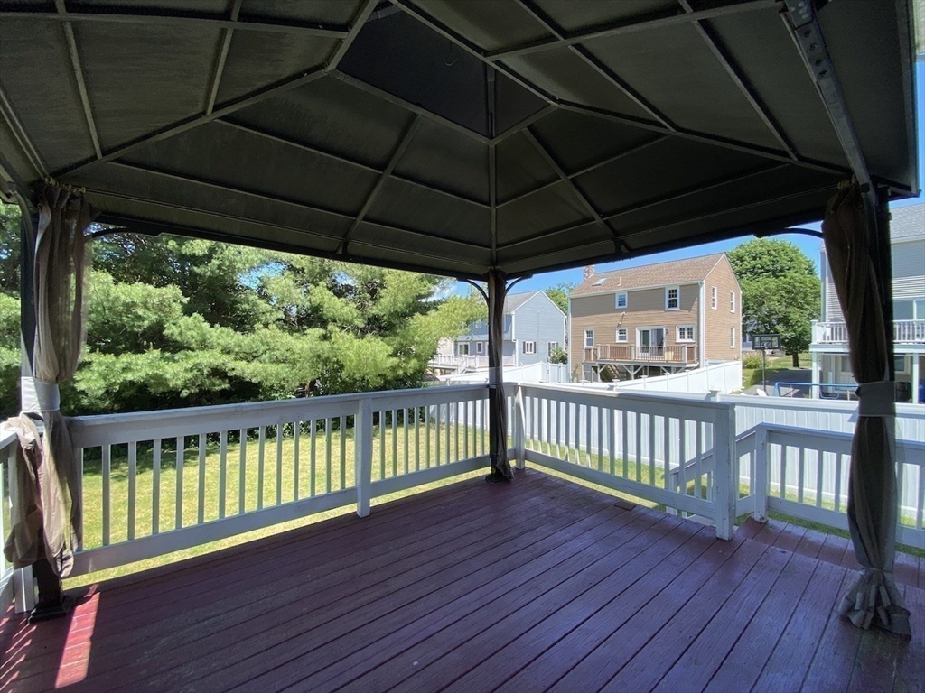 3 bed, 2 bath apartment for rent at 31 Helen St Unit SF, Waltham — photo 8 of 38