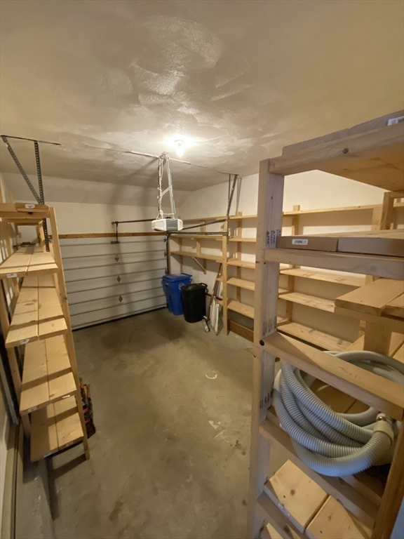 3 bed, 2 bath apartment for rent at 31 Helen St Unit SF, Waltham — photo 29 of 38