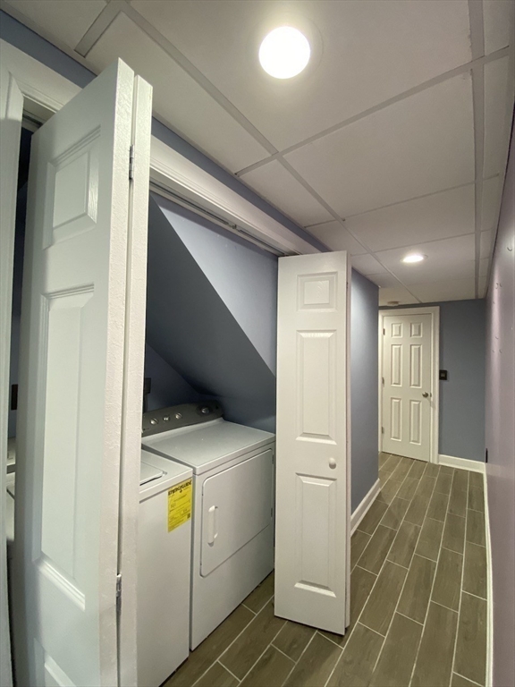 3 bed, 2 bath apartment for rent at 31 Helen St Unit SF, Waltham — photo 35 of 38