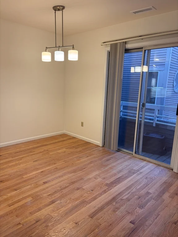2 bed, 2 bath apartment for rent at 31 Henry St Unit 31, Cambridgeport — photo 3 of 8