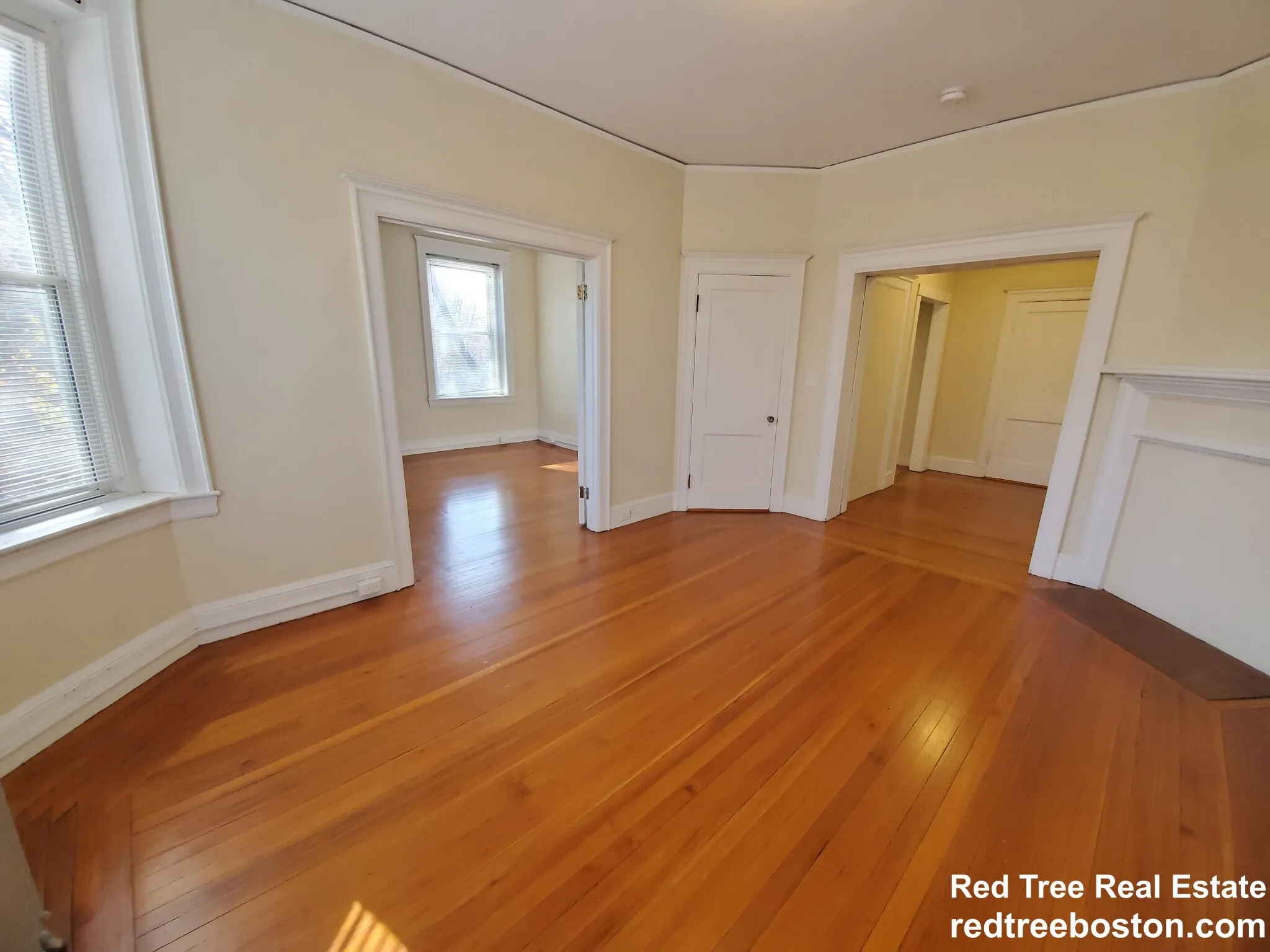 1 bed, 1 bath apartment for rent at 31 Herrick Rd Unit 3, Newton Center — photo 5 of 10