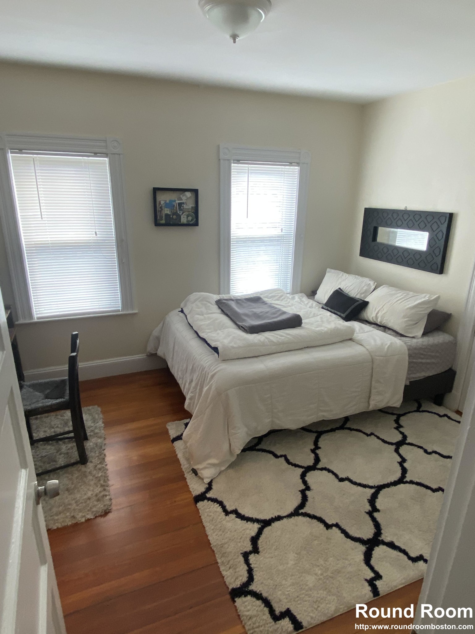 4 bed, 1 bath apartment for rent at 31 Hobson St Unit 1, Brighton — photo 6 of 9