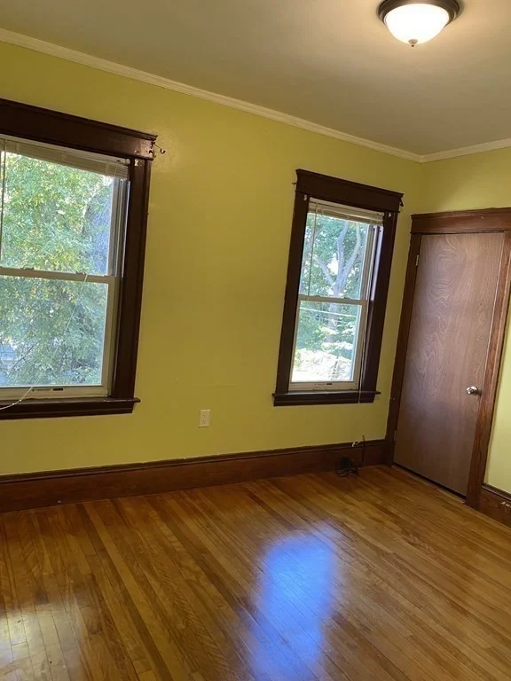 3 bed, 1 bath apartment for rent at 31 Hollywood St Unit 2, Worcester — photo 10 of 13