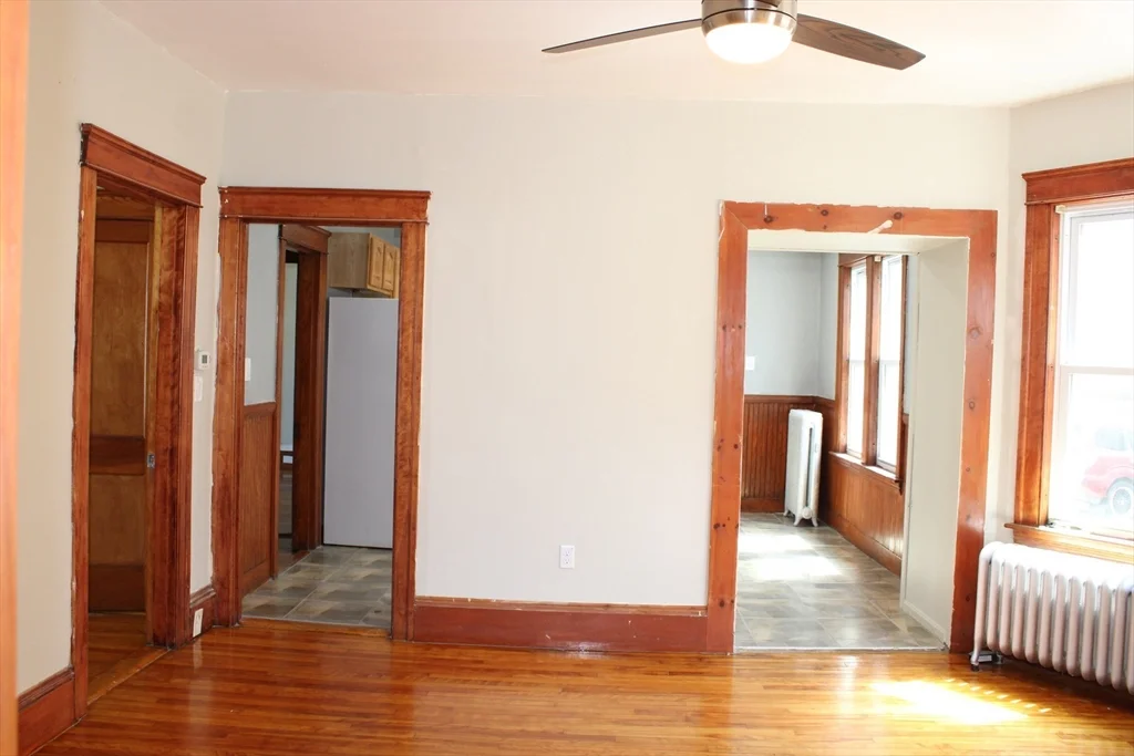 3 bed, 1 bath apartment for rent at 31 Hollywood Unit 1, Worcester — photo 15 of 15
