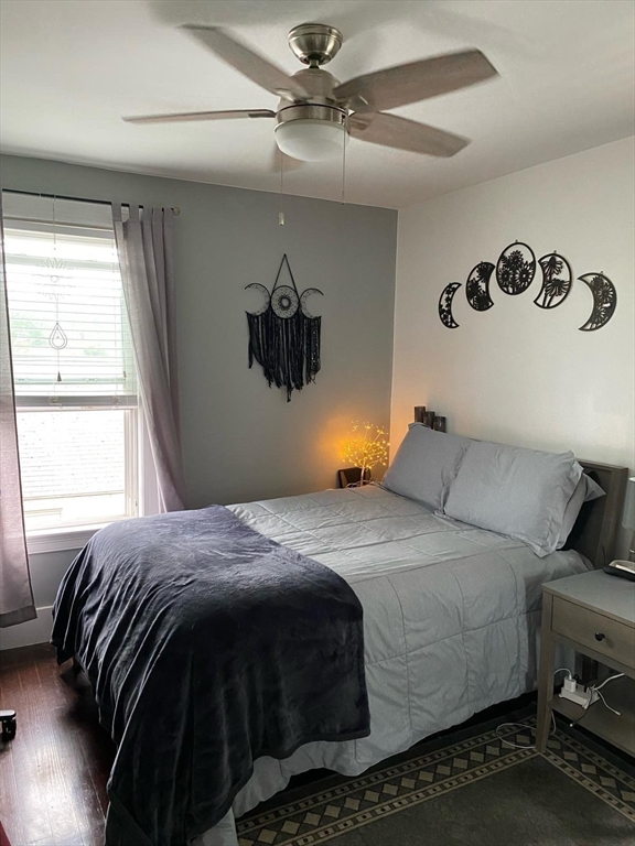 2 bed, 1 bath apartment for rent at 31 Houston Ave Unit 2, Saugus — photo 4 of 9