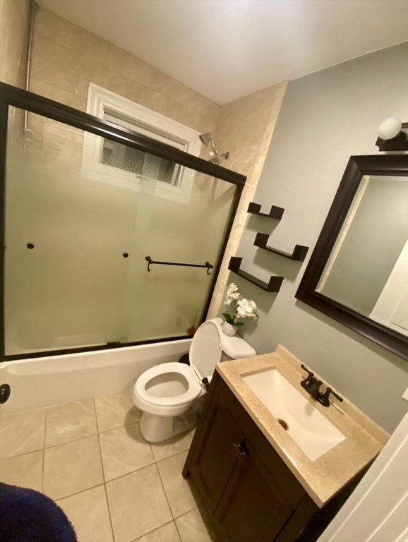 2 bed, 1 bath apartment for rent at 31 Houston Ave Unit 2, Saugus — photo 7 of 9