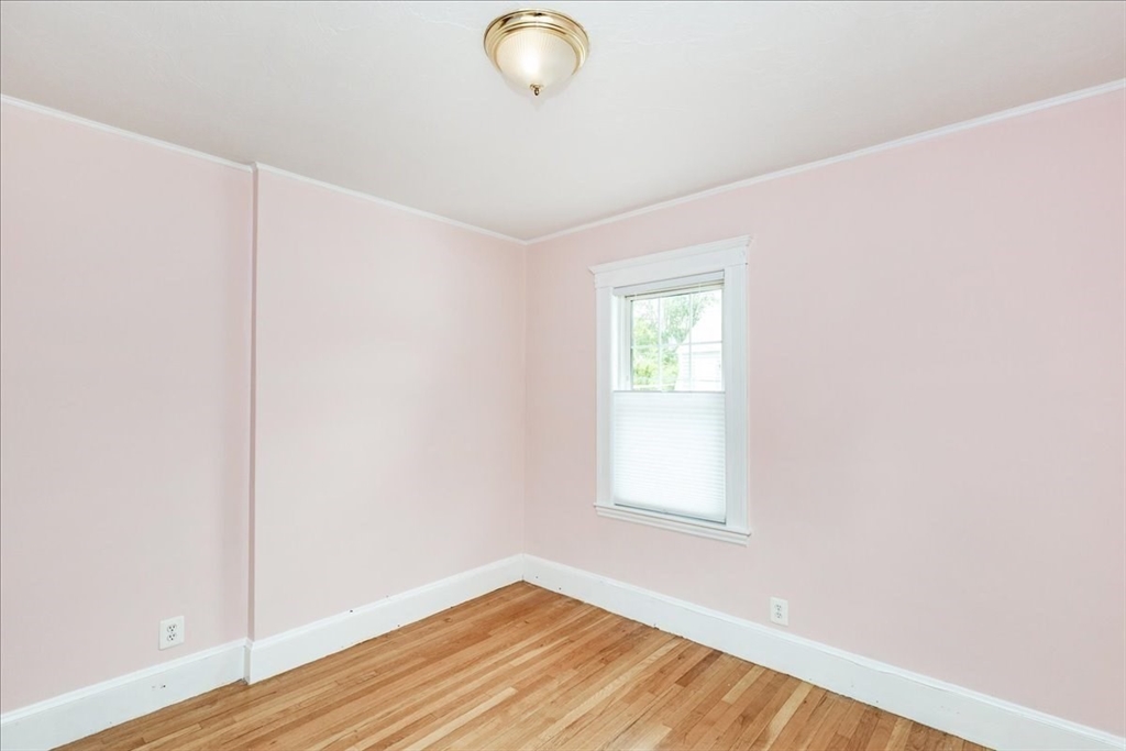 2 bed, 1 bath apartment for rent at 31 Iona St Unit 1, Roslindale — photo 20 of 29