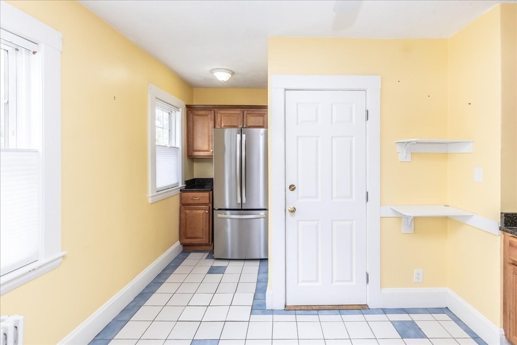 2 bed, 1 bath apartment for rent at 31 Iona St Unit 1, Roslindale — photo 12 of 29