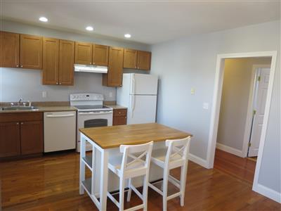1 bed, 1 bath apartment for rent at 31 Ivaloo St Unit 2, Ward Two — photo 1 of 15