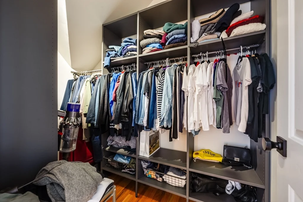 2 bed, 2 bath apartment for rent at 31 Jay St Unit C, Cambridgeport — photo 13 of 25
