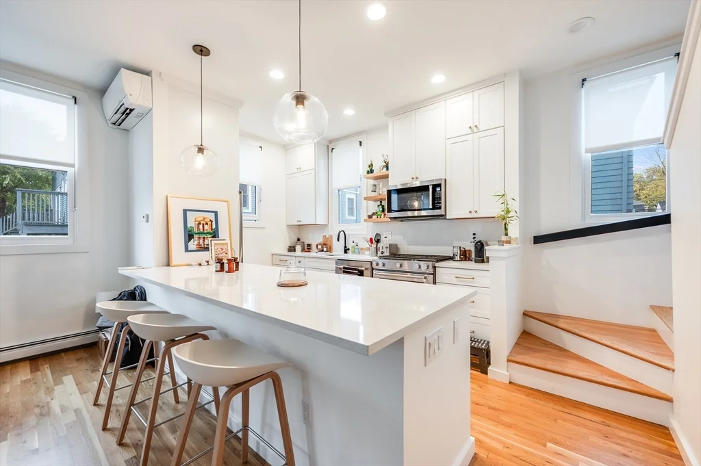 2 bed, 2 bath apartment for rent at 31 Jay St Unit C, Cambridgeport — photo 9 of 25