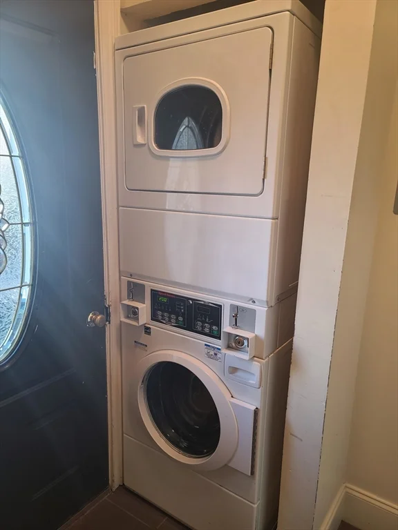 2 bed, 1 bath apartment for rent at 31 Jenkins St Unit 3, South Boston — photo 37 of 38