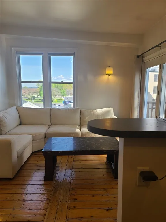 2 bed, 1 bath apartment for rent at 31 Jenkins St Unit 3, South Boston — photo 15 of 38
