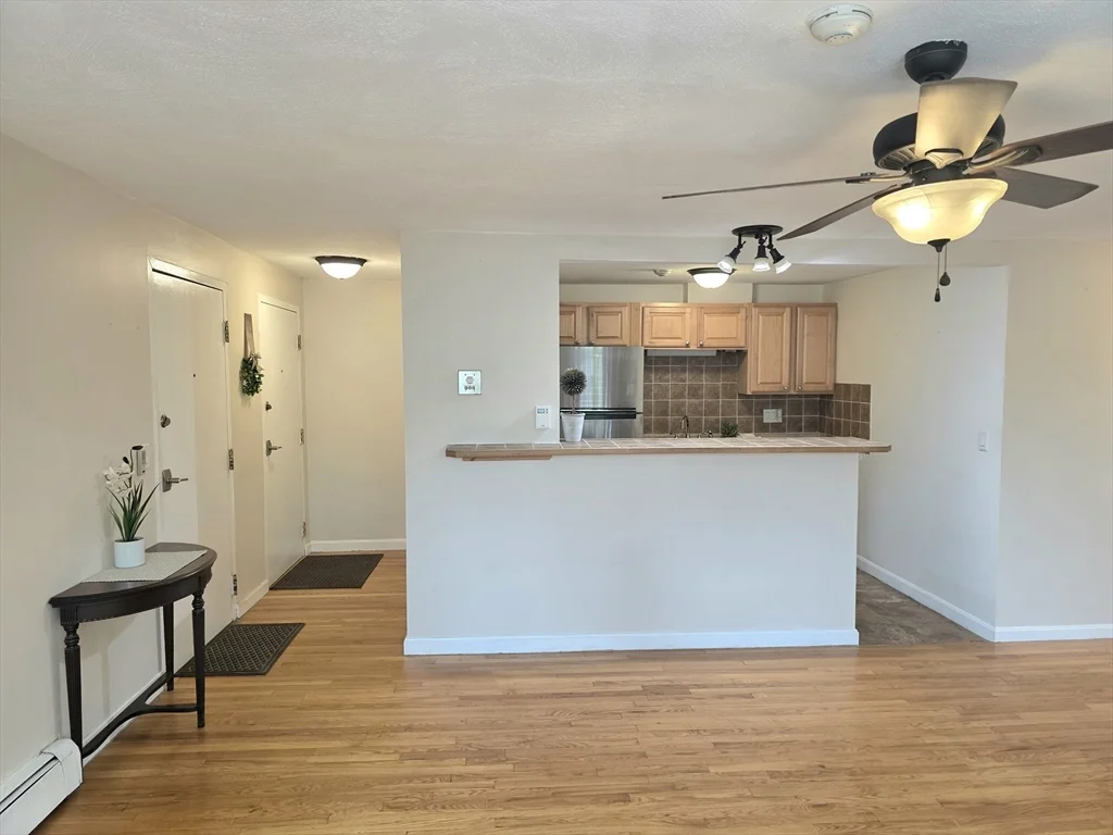 2 bed, 1 bath apartment for rent at 31 Jones Ter Unit 22, Stoughton