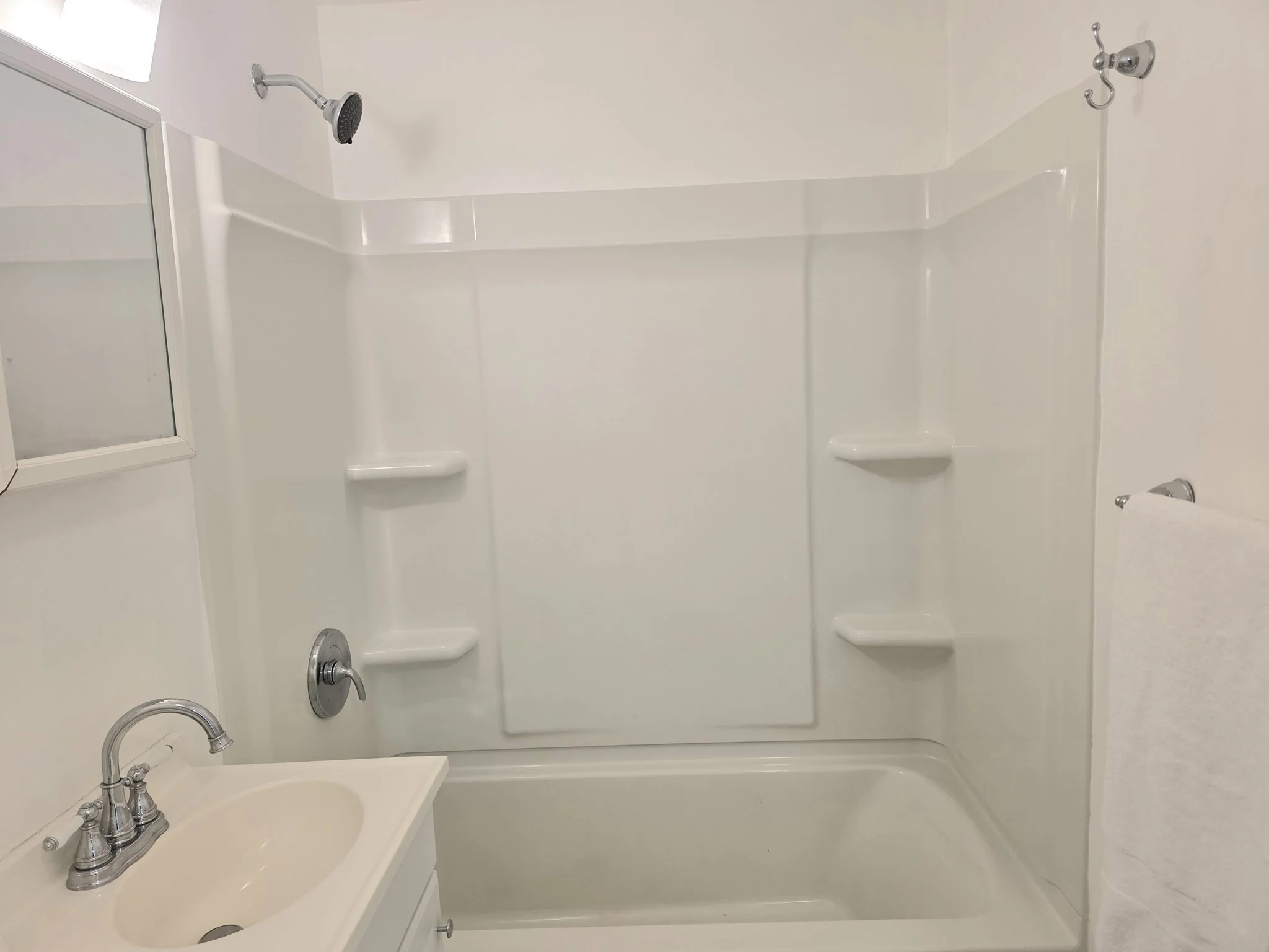 2 bed, 1 bath apartment for rent at 31 Jones Ter Unit 22, Stoughton — photo 9 of 19