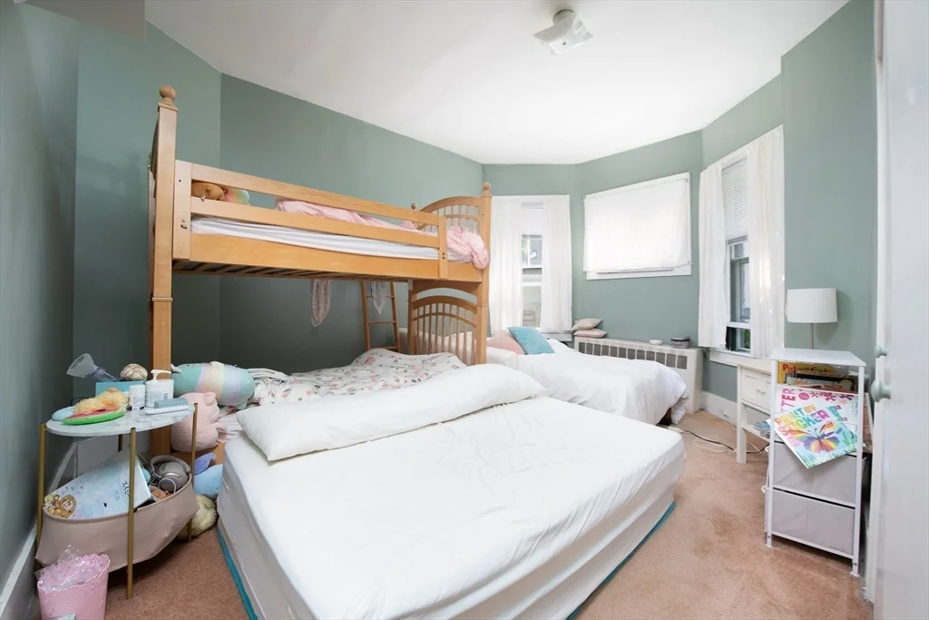 2 bed, 1 bath apartment for rent at 31 Kent Sq Unit 1, Coolidge Corner — photo 9 of 19