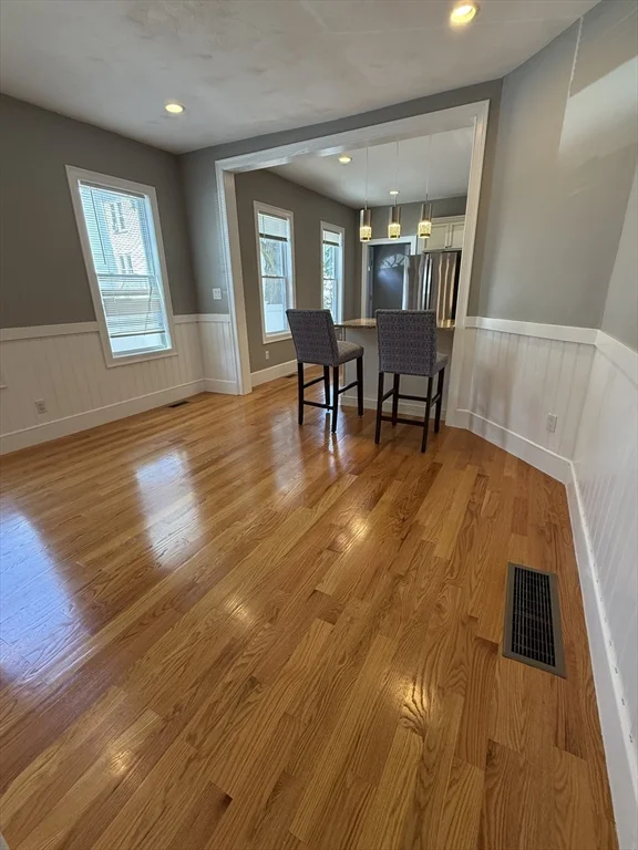 4 bed, 3 bath apartment for rent at 31 Ladd St Unit 31, Watertown — photo 6 of 21