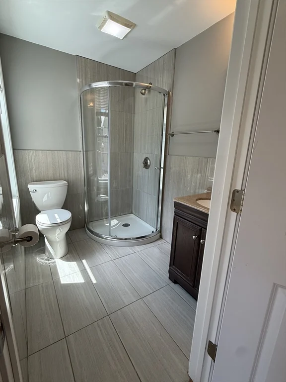 4 bed, 3 bath apartment for rent at 31 Ladd St Unit 31, Watertown — photo 13 of 21
