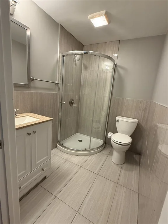 4 bed, 3 bath apartment for rent at 31 Ladd St Unit 31, Watertown — photo 15 of 21