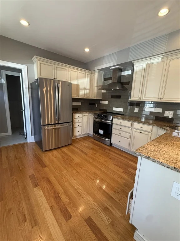 4 bed, 3 bath apartment for rent at 31 Ladd St Unit 31, Watertown — photo 7 of 21