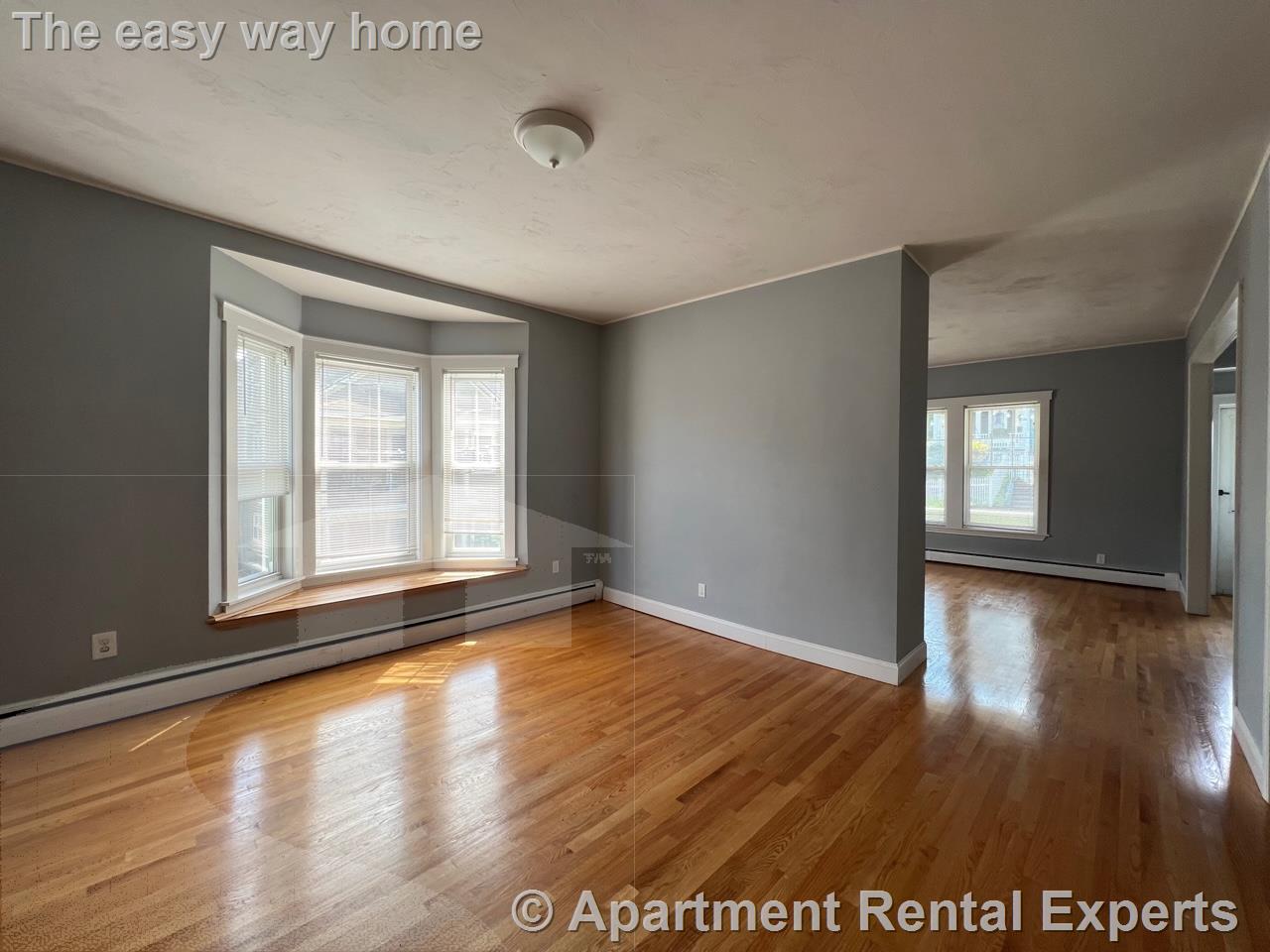 3 bed, 1 bath apartment for rent at 31 Laurel St, Spring Hill — photo 6 of 18