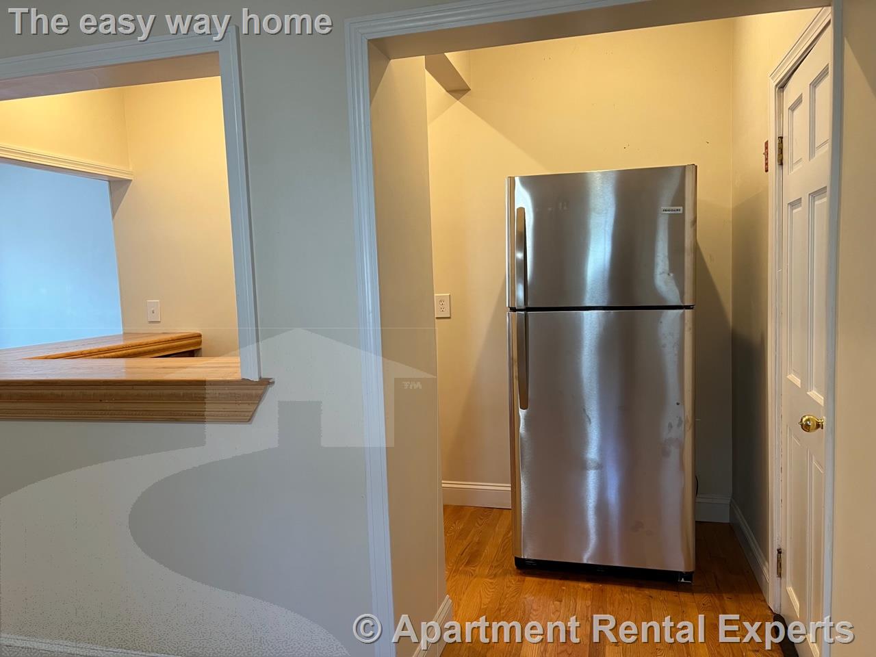 3 bed, 1 bath apartment for rent at 31 Laurel St, Spring Hill — photo 11 of 18