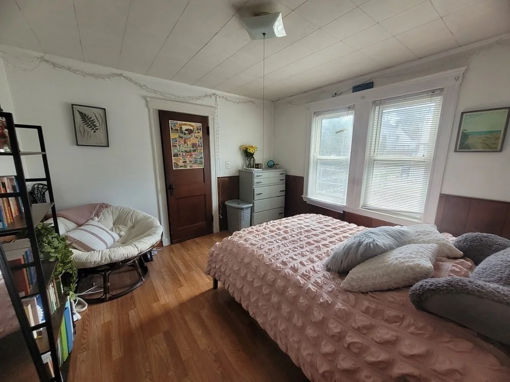 3 bed, 1 bath apartment for rent at 31 Lyman Ave Unit 31, Medford — photo 9 of 15