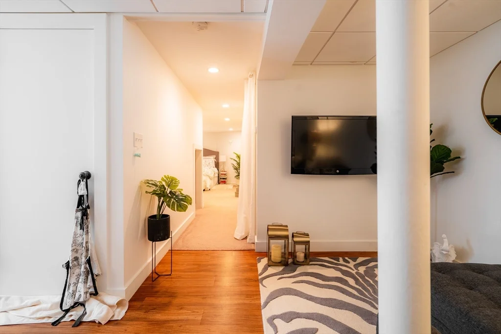1 bed, 1 bath apartment for rent at 31 Mapleton St Unit 0, Brighton — photo 3 of 7