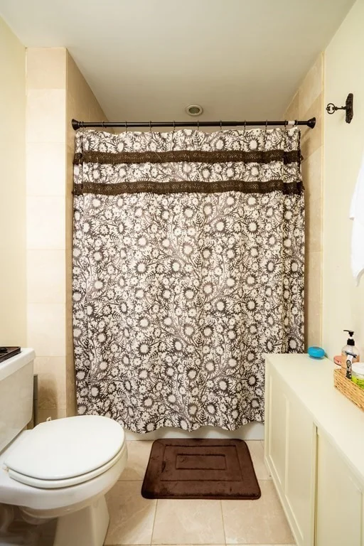 2 bed, 1 bath apartment for rent at 31 Mapleton St Unit 1, Brighton — photo 6 of 16