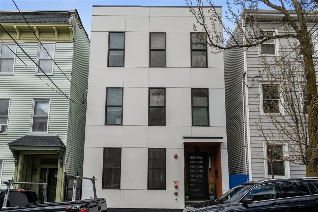 3 bed, 2 bath apartment for rent at 31 Mercer St Unit 1, South Boston — photo 15 of 17