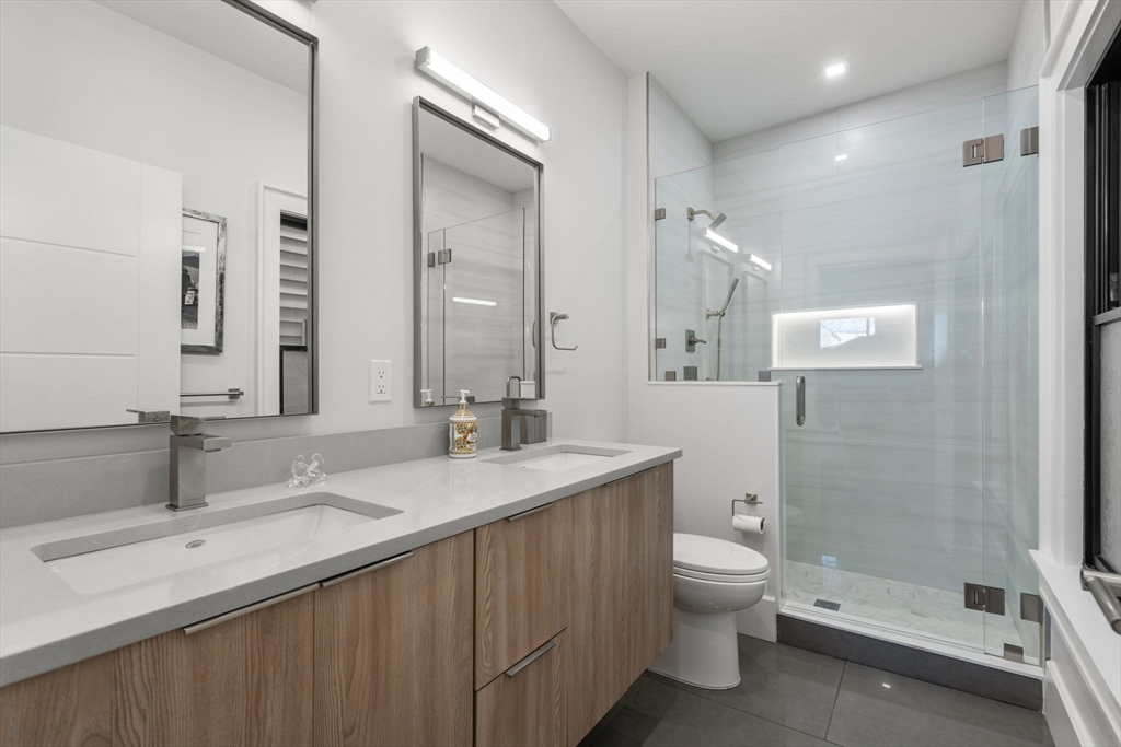 3 bed, 2 bath apartment for rent at 31 Mercer St Unit 1, South Boston — photo 10 of 17
