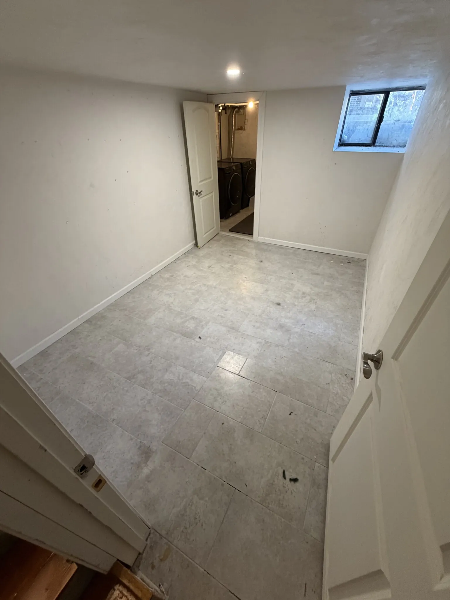 2 bed, 2.5 bath apartment for rent at 31 Middle St Unit 1, Nonantum — photo 17 of 24
