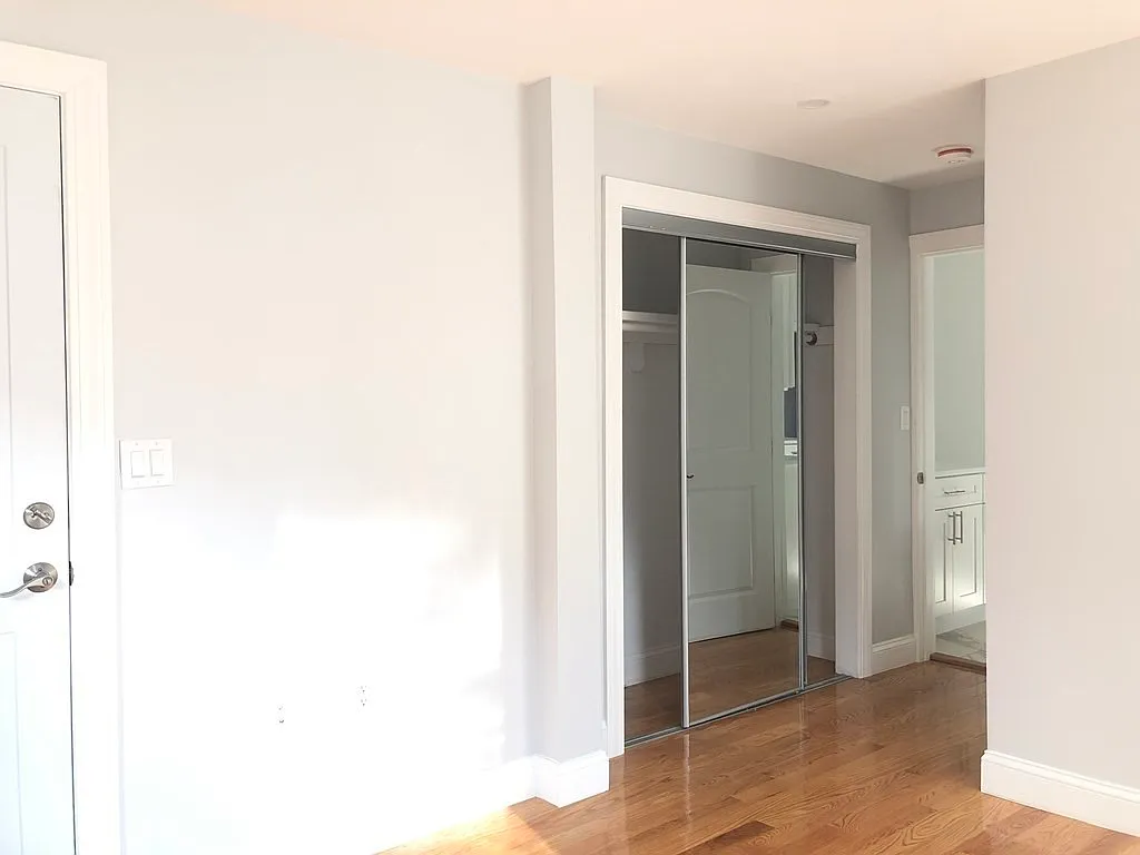 2 bed, 2.5 bath apartment for rent at 31 Middle St Unit A, Nonantum — photo 7 of 16