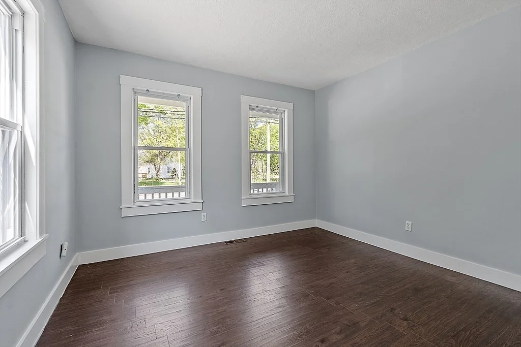 1 bed, 1 bath apartment for rent at 31 Mill St Unit 1, Pepperell — photo 2 of 15